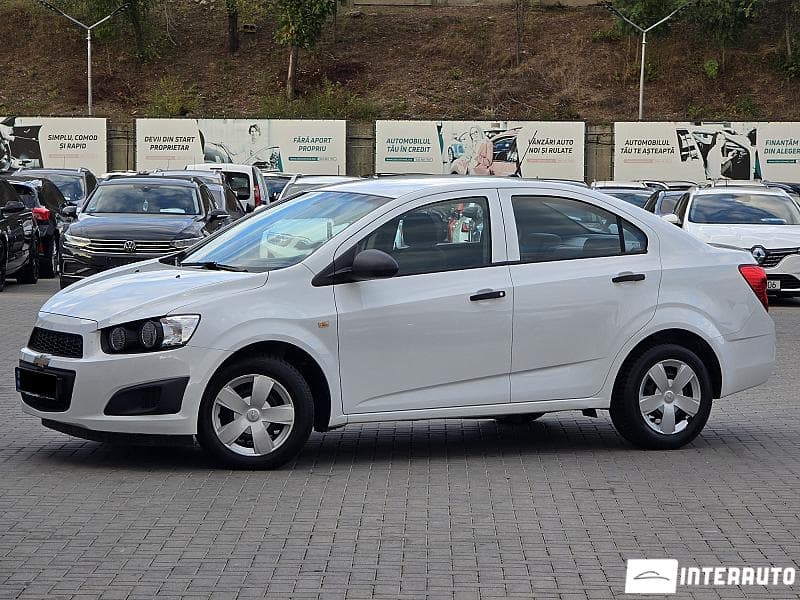 Chevrolet Aveo 2015 — Миниатюра 2