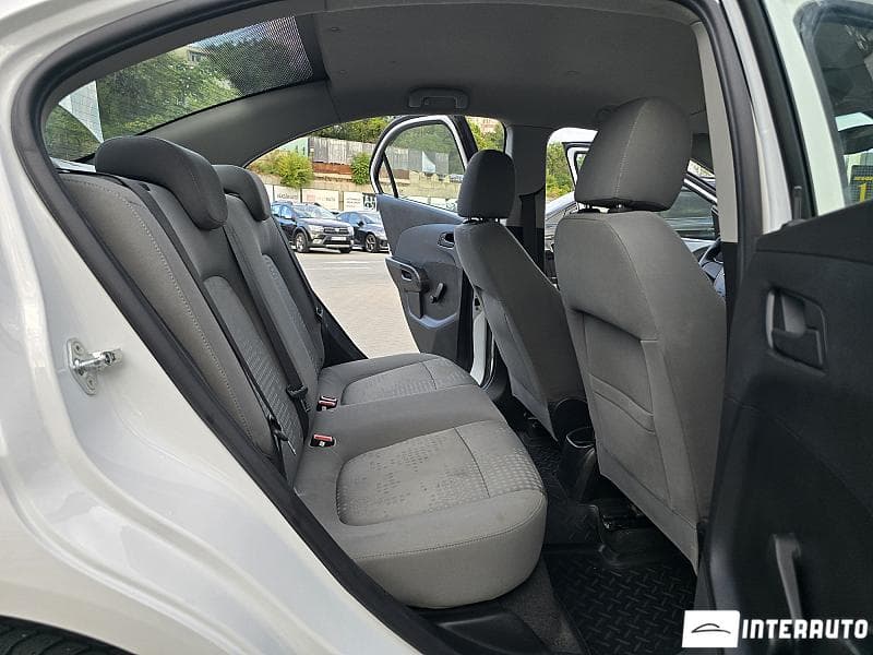 Chevrolet Aveo 2015 — Миниатюра 12