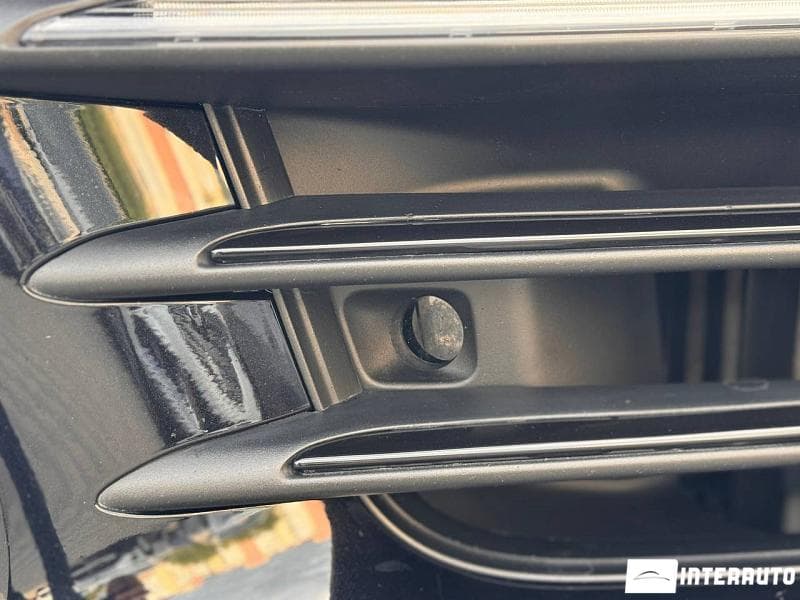 Porsche Cayenne 2018 — Миниатюра 5