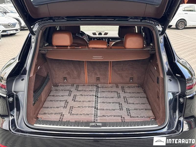 Porsche Cayenne 2018 — Миниатюра 24
