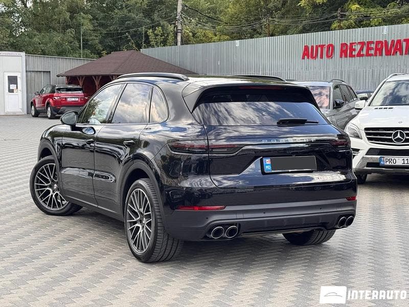 Porsche Cayenne 2018 — Миниатюра 4