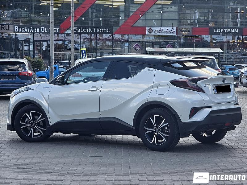 Toyota C-HR 2018 — Миниатюра 4