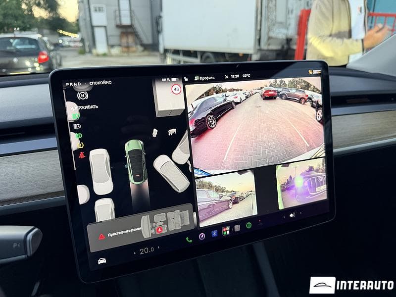 Tesla Model Y 2021 — Миниатюра 13