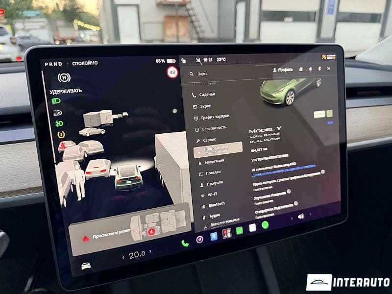 Tesla Model Y 2021 — Миниатюра 12