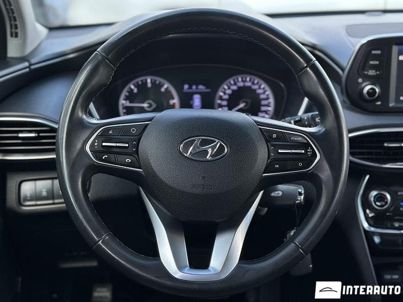 Hyundai Santa Fe 2018 — Миниатюра 9