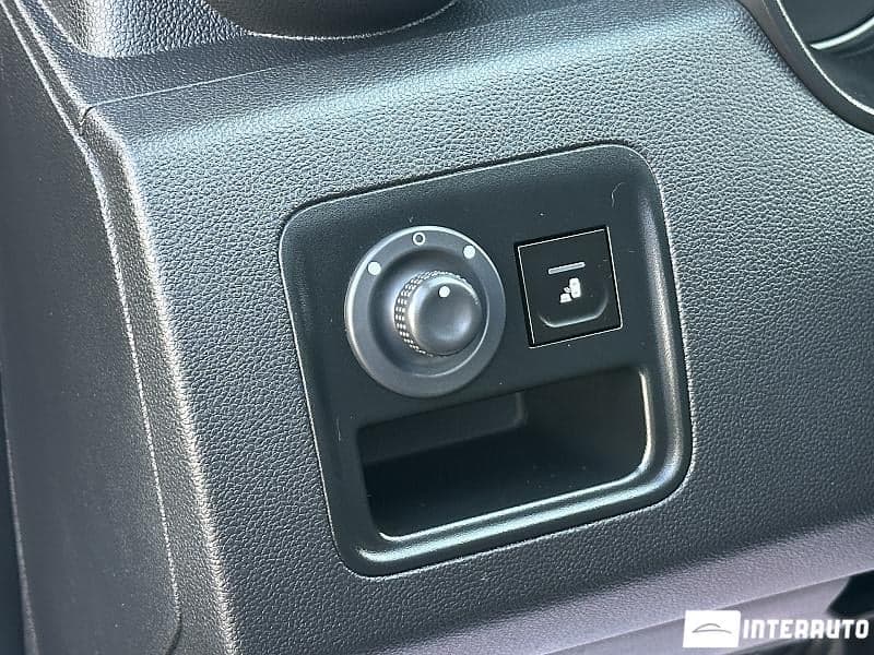Dacia Duster 2019 — Миниатюра 18