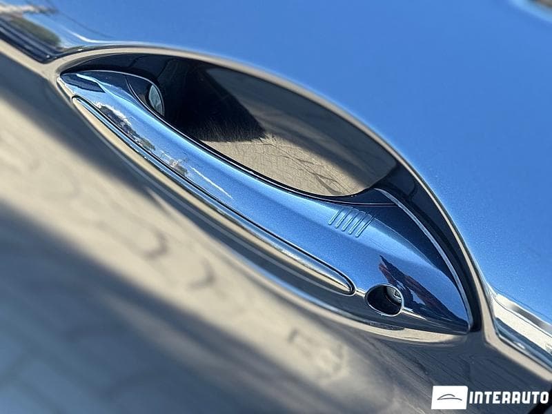 BMW 520 2016 — Миниатюра 5