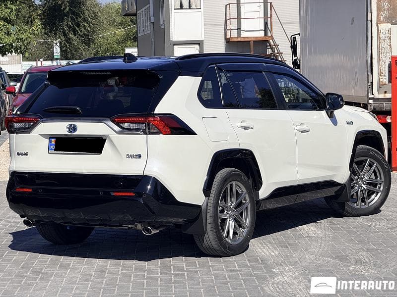 Toyota Rav-4 2020 — Миниатюра 2
