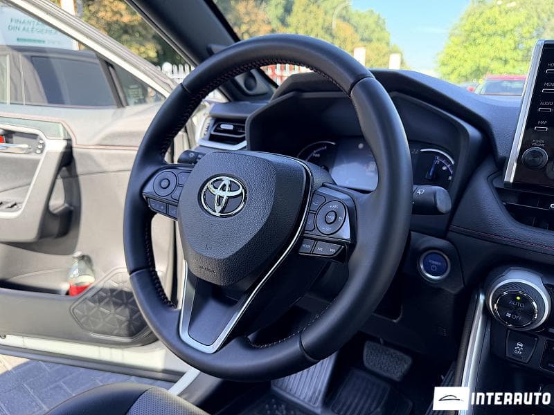 Toyota Rav-4 2020 — Миниатюра 8