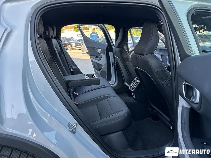 Volvo Polestar 2 2023 — Миниатюра 14