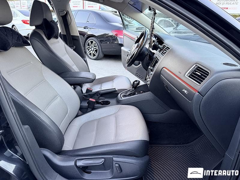 Volkswagen Jetta 2013 — Миниатюра 5