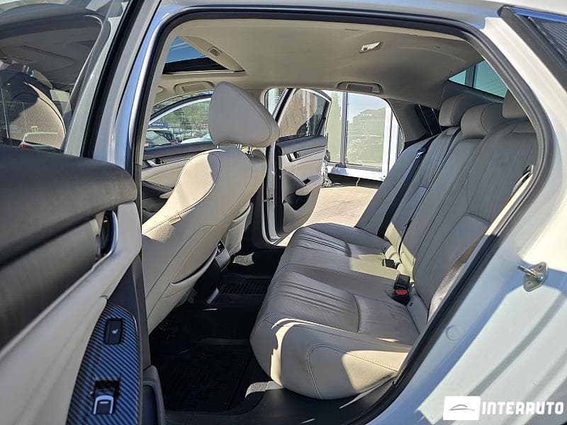 Honda Accord 2018 — Миниатюра 14