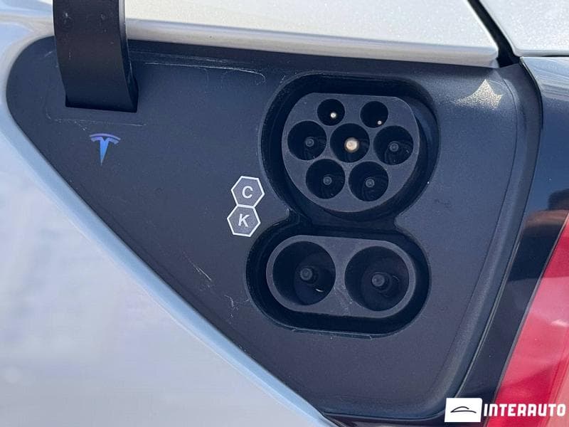 Tesla Model 3 2021 — Миниатюра 5