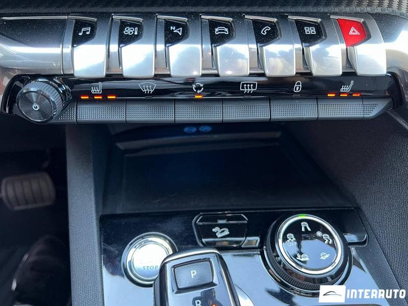 Peugeot 3008 2019 — Миниатюра 12