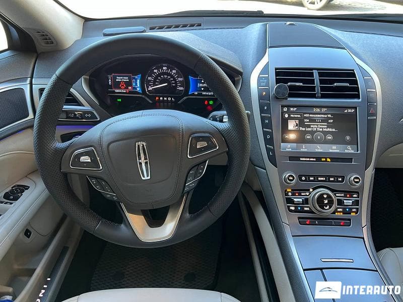 Lincoln MKZ 2018 — Миниатюра 9