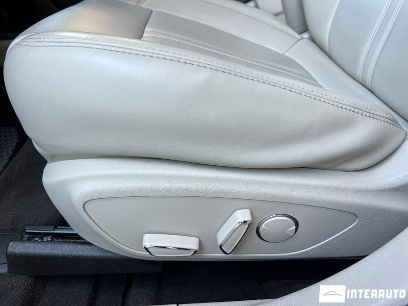 Lincoln MKZ 2018 — Миниатюра 14