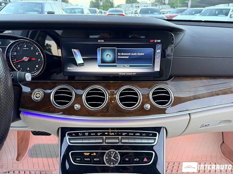 Mercedes E 300 2016 — Миниатюра 10