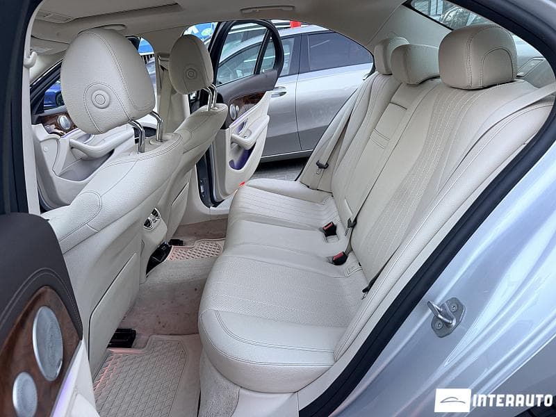 Mercedes E 300 2016 — Миниатюра 16