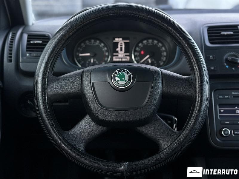 Skoda Fabia 2010 — Миниатюра 10