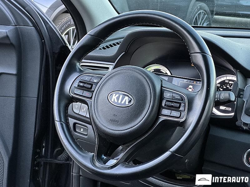 Kia Niro 2017 — Миниатюра 7