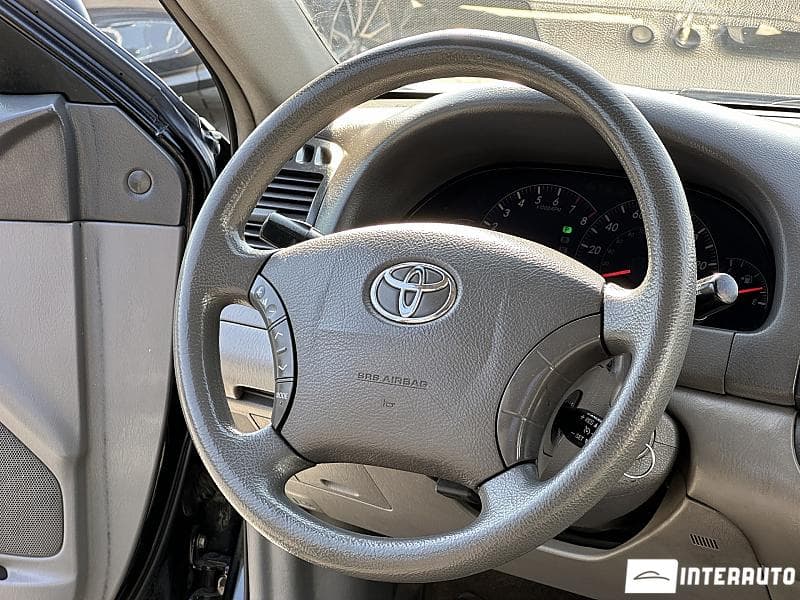 Toyota Camry 2005 — Миниатюра 7