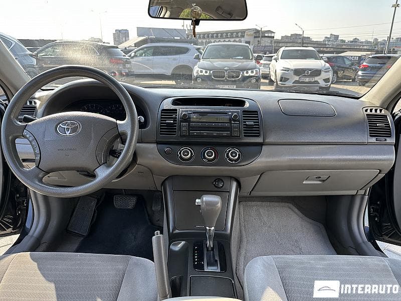 Toyota Camry 2005 — Миниатюра 6