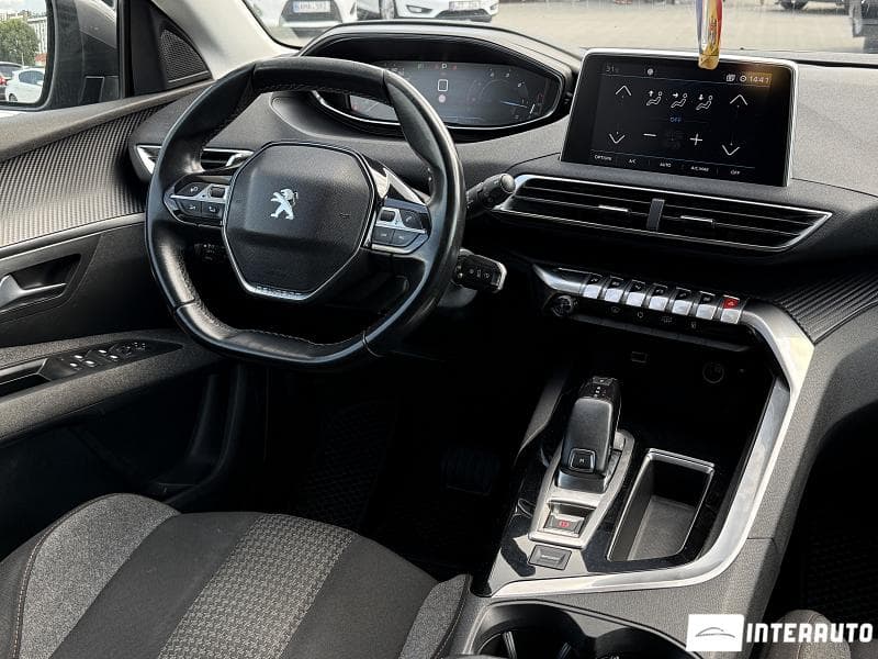 Peugeot 5008 2018 — Миниатюра 7