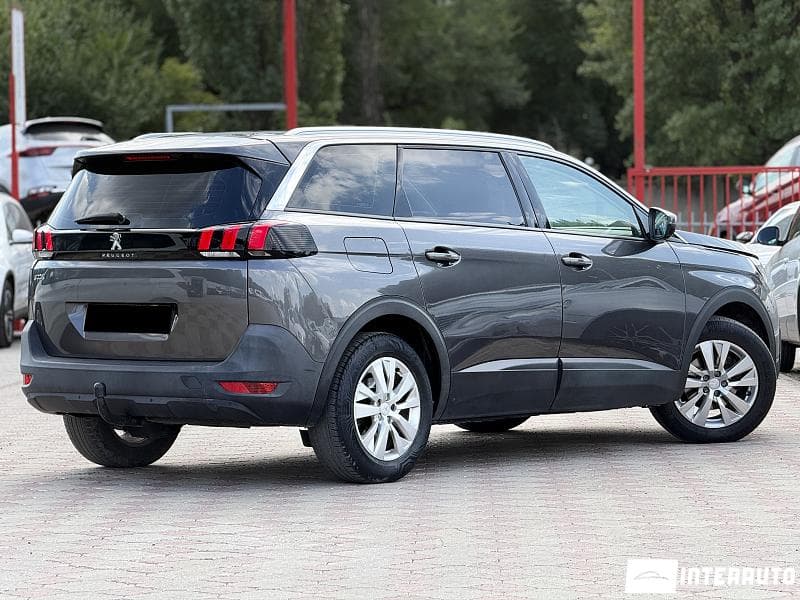 Peugeot 5008 2018 — Миниатюра 2