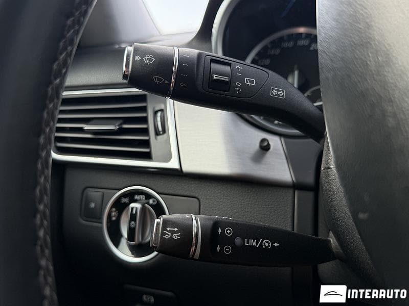 Mercedes ML 350 2012 — Миниатюра 9