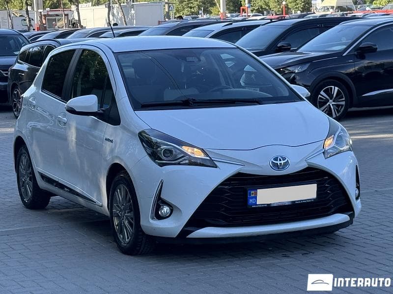 Toyota Yaris 2018 — Миниатюра 3