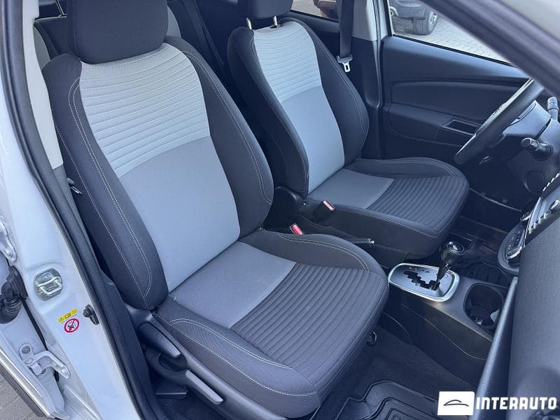 Toyota Yaris 2018 — Миниатюра 8