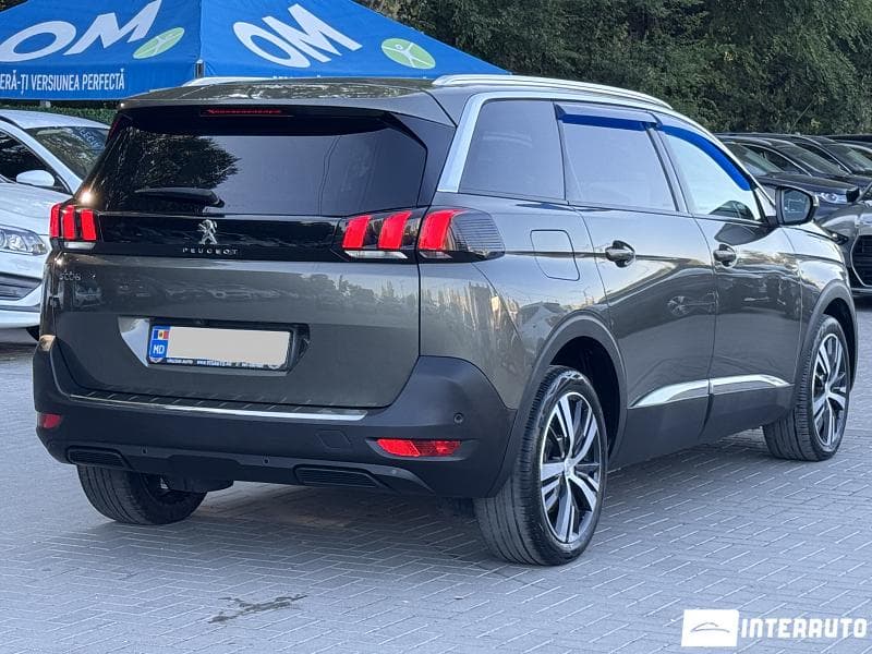 Peugeot 5008 2018 — Миниатюра 2