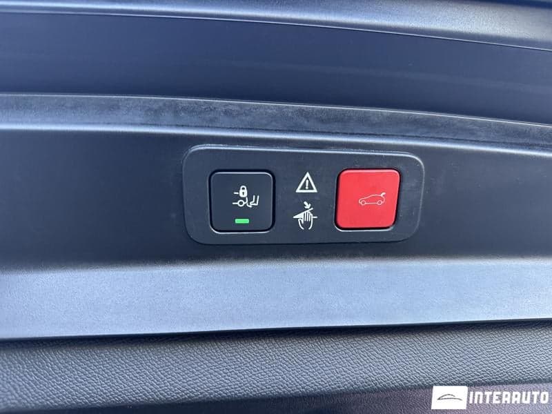 Peugeot 5008 2018 — Миниатюра 13
