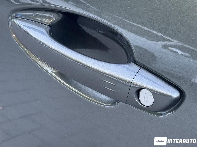 Peugeot 5008 2018 — Миниатюра 15