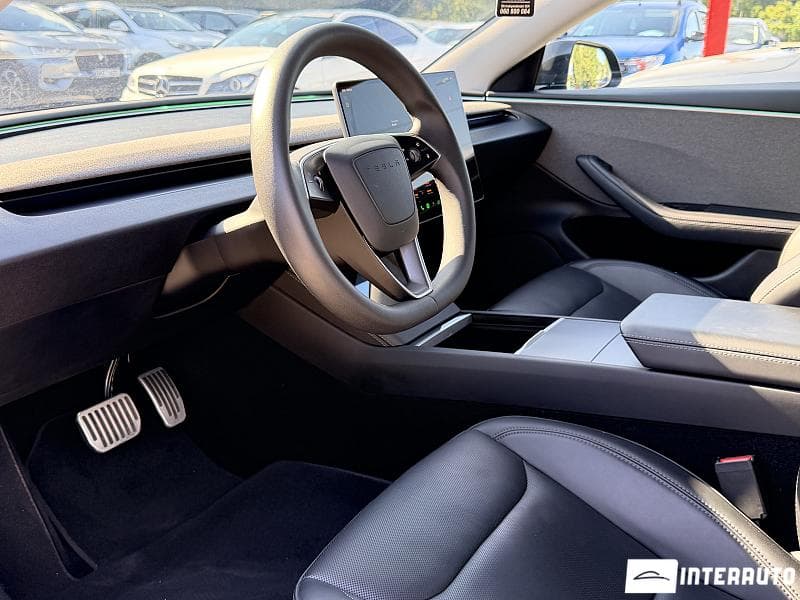 Tesla Model 3 2023 — Миниатюра 10