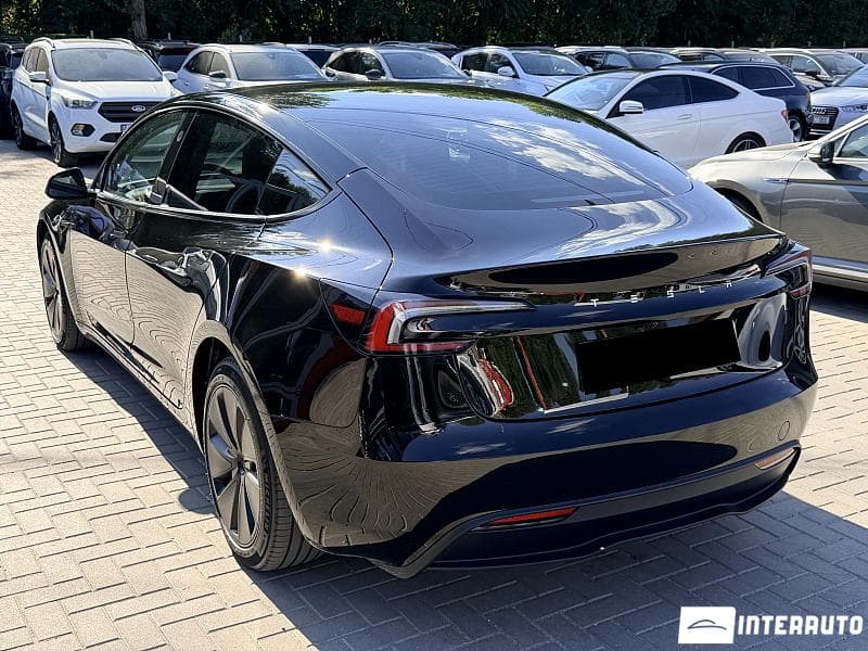 Tesla Model 3 2023 — Миниатюра 4