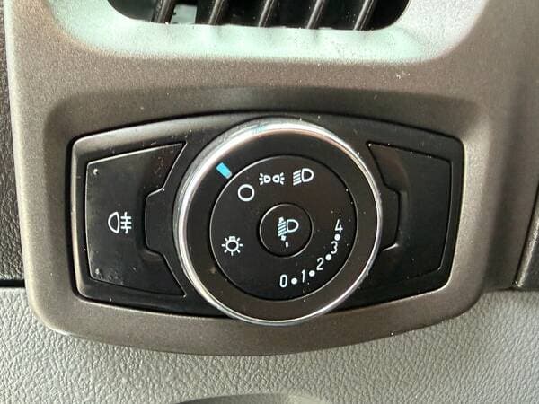 2012 Ford Transit — Miniatură 12