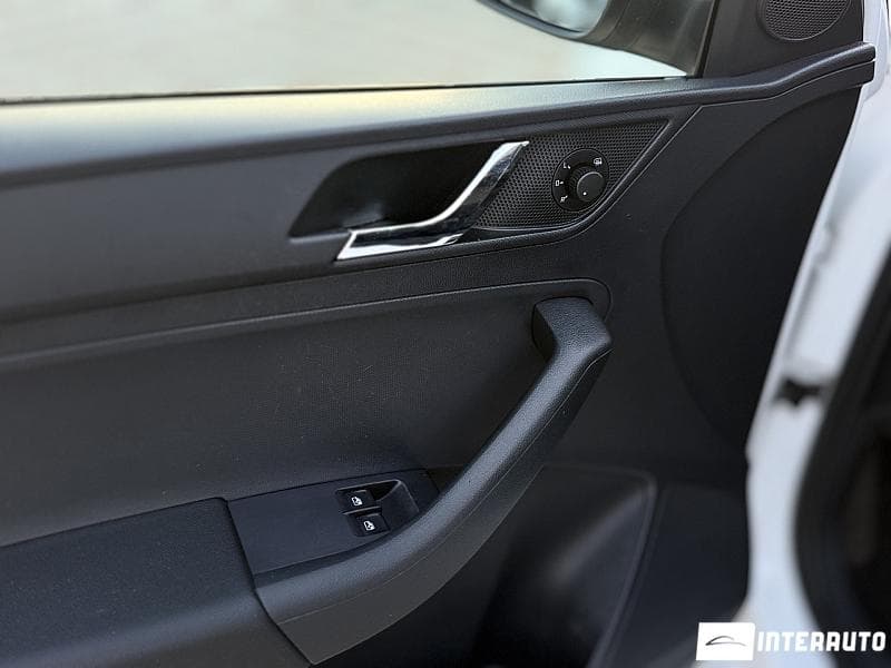 Skoda Rapid 2015 — Миниатюра 6