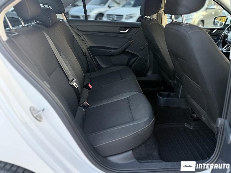 Skoda Rapid 2015 — Миниатюра 17