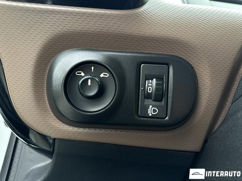 Citroen C4 Cactus 2014 — Миниатюра 8