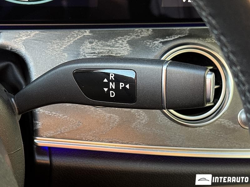 Mercedes E 200 2020 — Миниатюра 12
