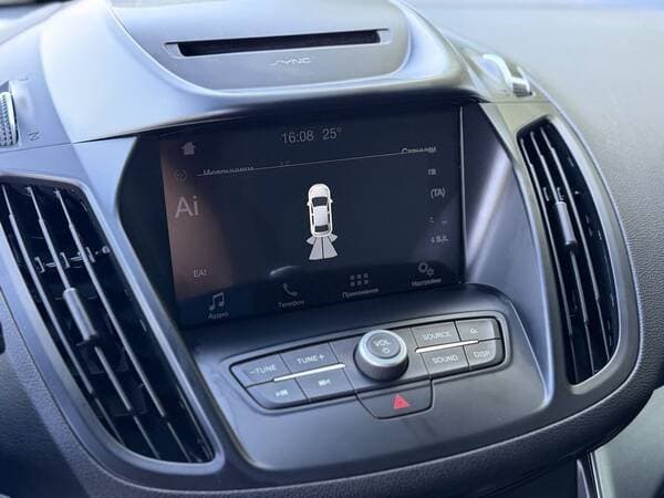2017 Ford Kuga — Miniatură 13