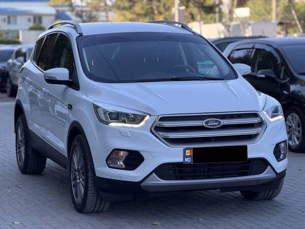 2017 Ford Kuga — Miniatură 3