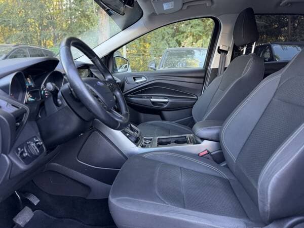 2017 Ford Kuga — Miniatură 6