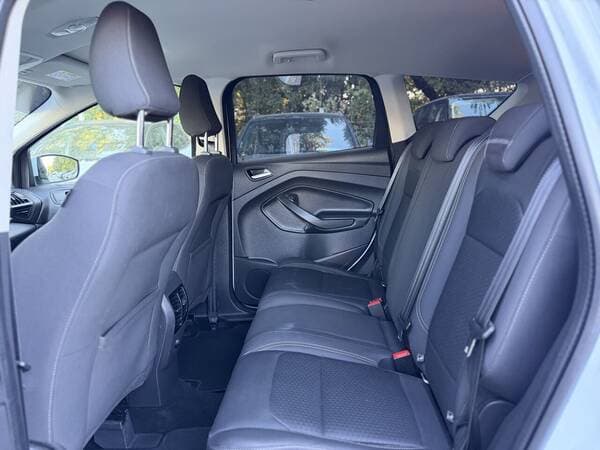 2017 Ford Kuga — Miniatură 17