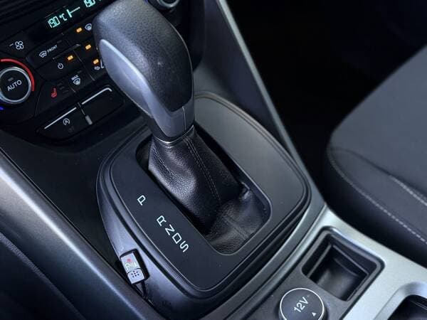2017 Ford Kuga — Miniatură 15