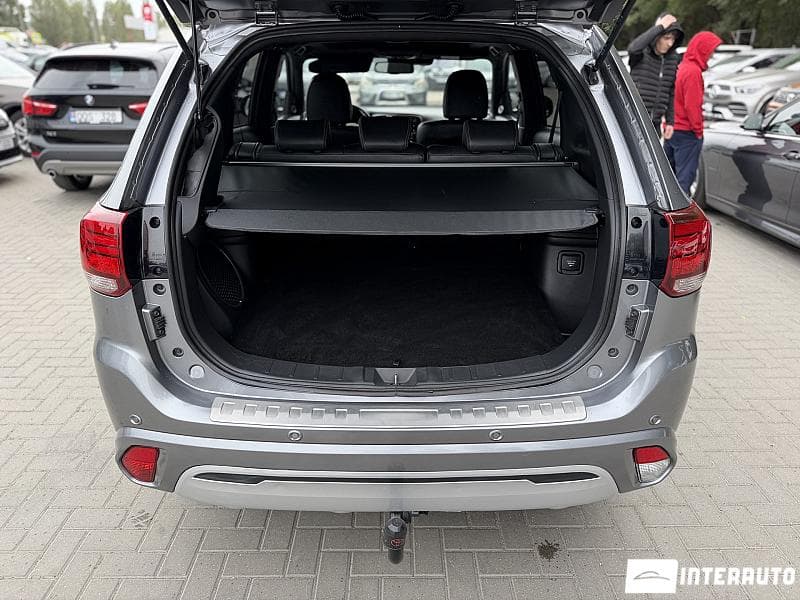 Mitsubishi Outlander 2018 — Миниатюра 21