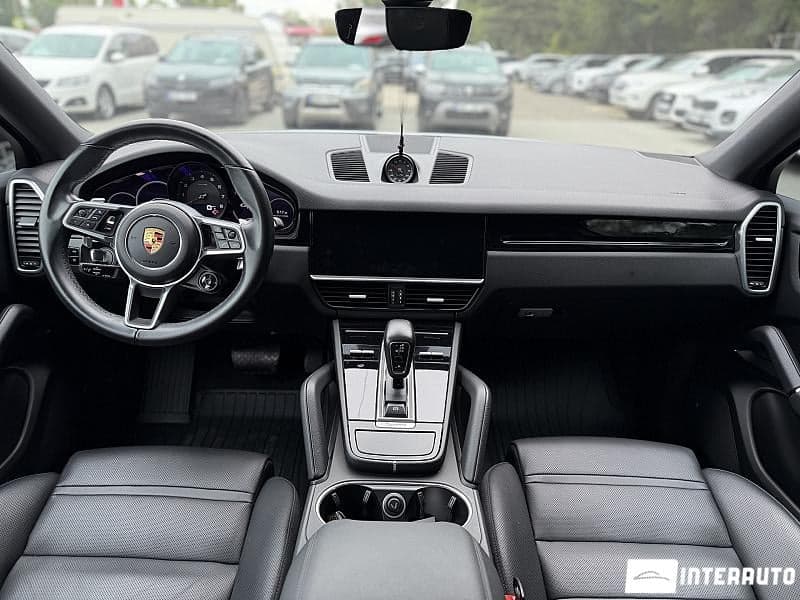 Porsche Cayenne Coupe 2021 — Миниатюра 16