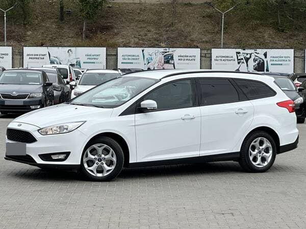 2017 Ford Focus — Miniatură 2