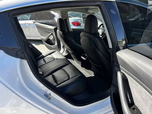2019 Tesla Model 3 — Miniatură 13